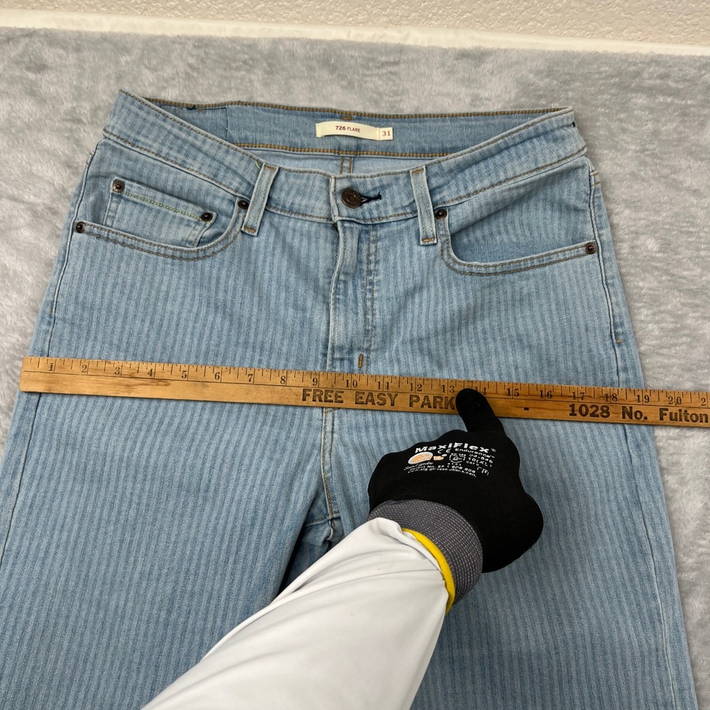 Levi's 726 High Rise Flare Jeans Size 31 Light Blue Women Pinstripe Retro Boho - Picture 9 of 14